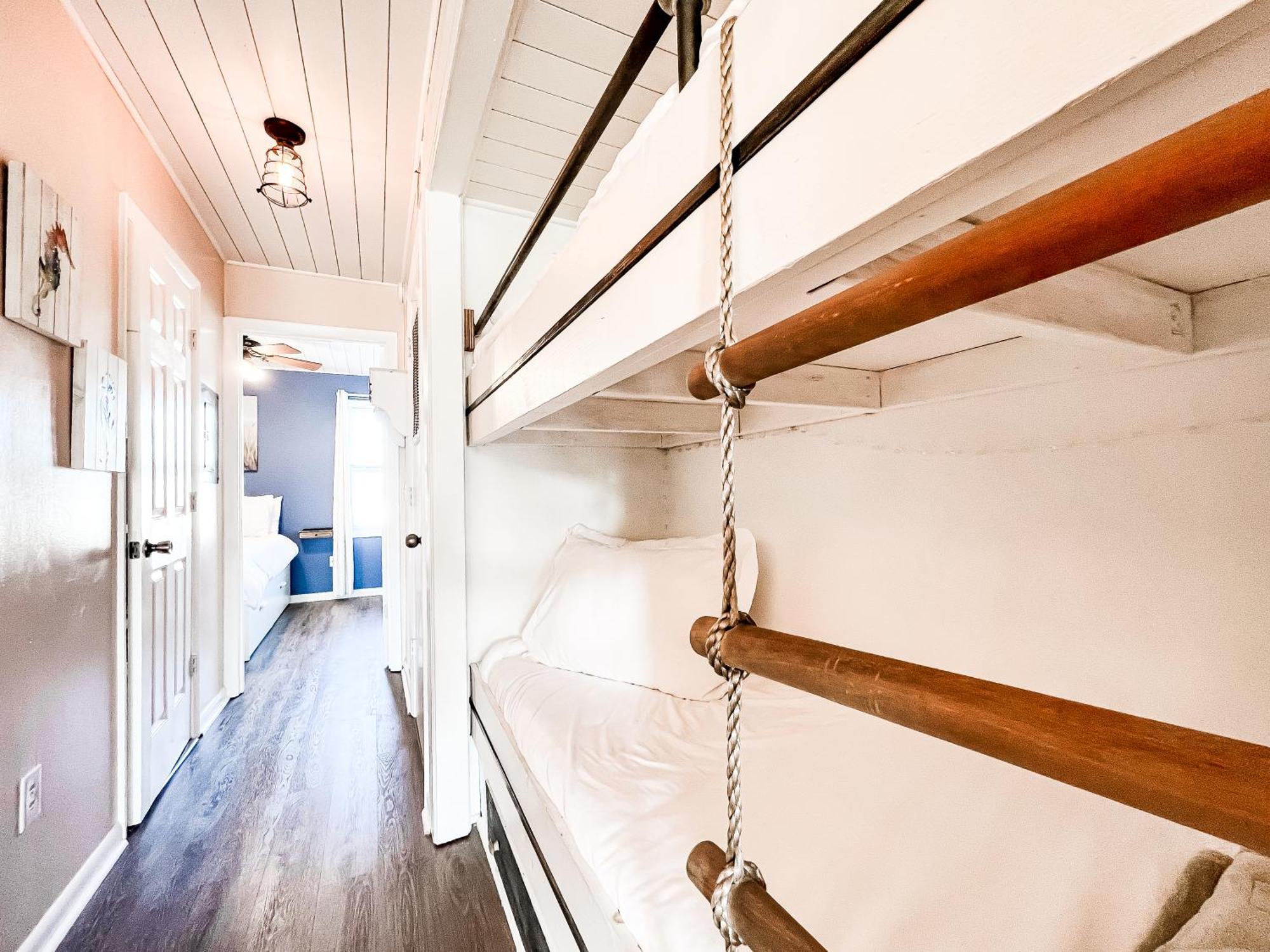 Cozy Beach Condo Sleeps 6 Pool Carolina Beach Ngoại thất bức ảnh